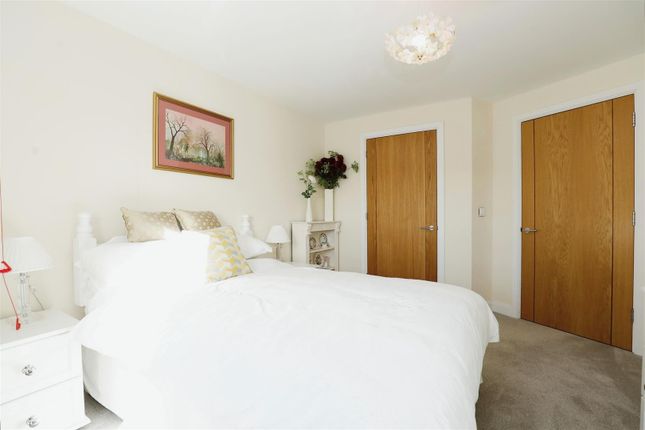 Flat for sale in Harvard Place, Shipston Road, Stratford-Upon-Avon