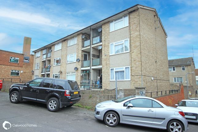Thumbnail Flat for sale in Grundys Hill, Ramsgate