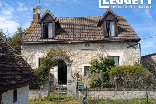 Villa for sale in Saulnay, Indre, Centre-Val De Loire