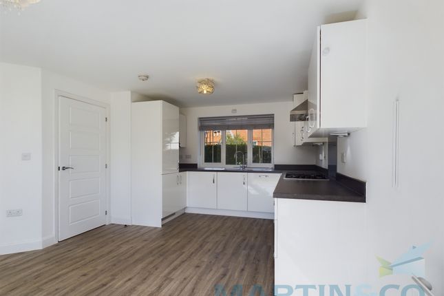 7, Thompson Drive, Storrington photo 4