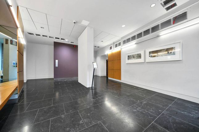 Flat for sale in Biscayne Avenue, Canary Wharf, London