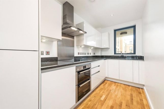 17, Larkwood Avenue, London photo 3
