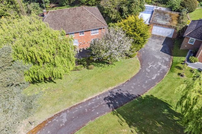 6, Harewood, Rickmansworth photo 3