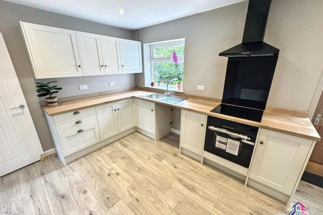 37, New Beacon Road, Grantham photo 3