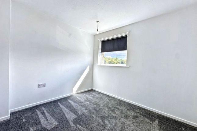 12, Cannock, Newcastle upon Tyne photo 5