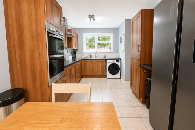 41, Kirkmeadow, Peterborough photo 4