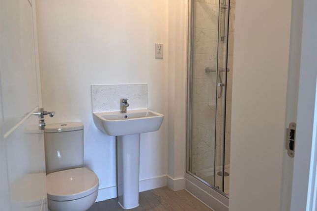 7, Centenary Way, Penzance TR18, Penzance photo 4