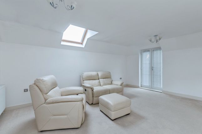 Flat 12, Hollybrook, 114, Station Road, Ferndown photo 4