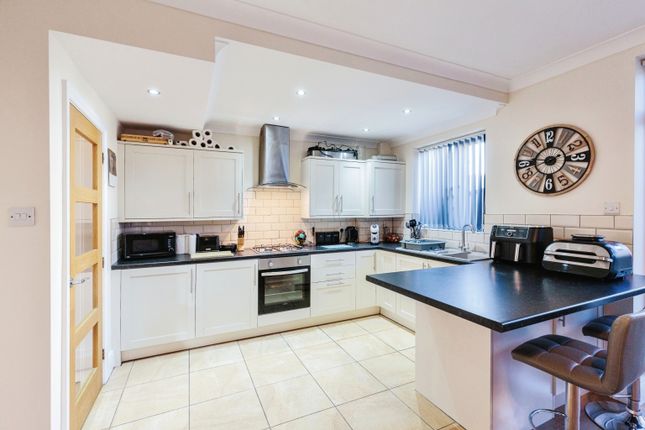 13, Orkney Road, Lancashire photo 3