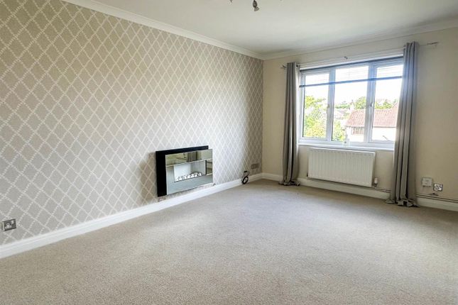 29, Elmer Close, Malmesbury photo 3