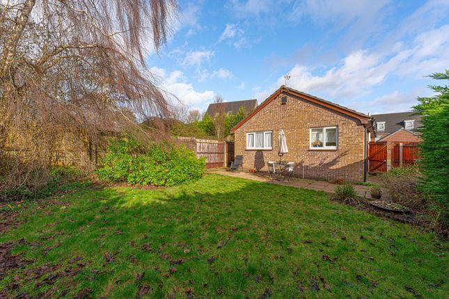 10 Alderwood Close, Cardiff photo 2