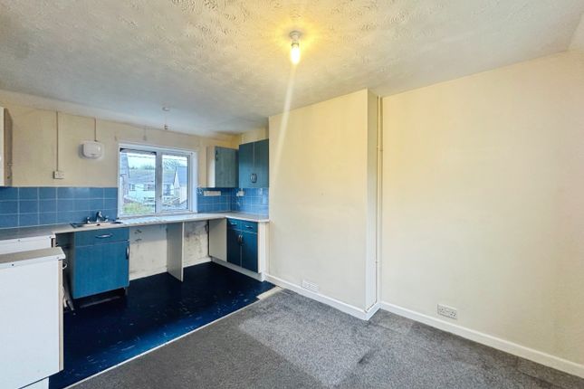 10, Trengrouse Way, Helston photo 4
