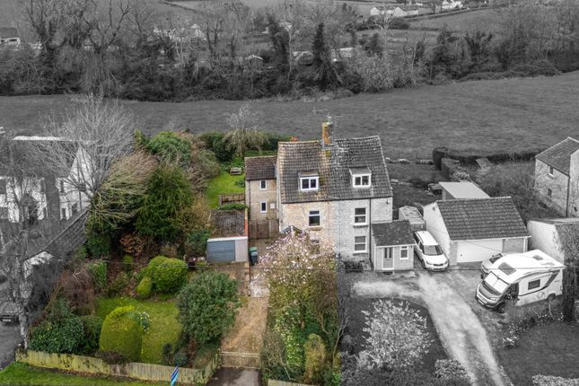 Lynbrey, Far Green, Dursley photo 3