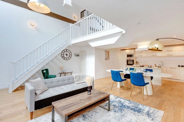 Thumbnail Mews house for sale in Goldhurst Terrace, South Hampstead, London