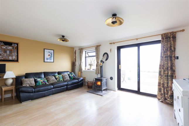 15A, Wheat Close, Hazelbury Bryan photo 2