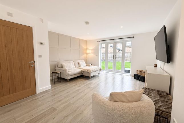 Jackson Drive, Wilmslow photo 3