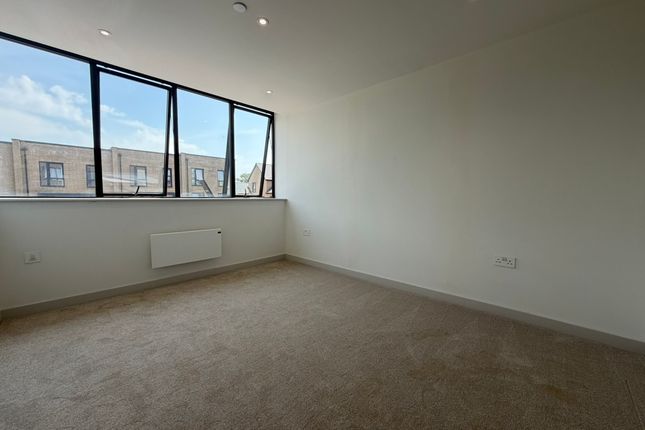 Flat 15, Shackleton, Maritime Park, Warsash photo 5