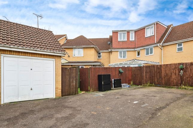 Terraced house for sale in Morgan Close, Leagrave, Luton