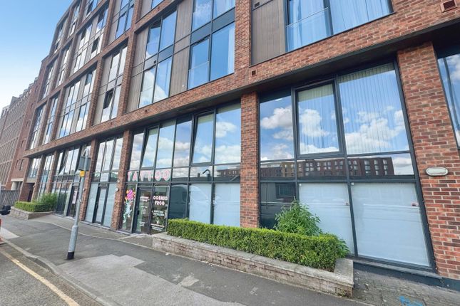 1-bed flat on 708, Victoria House, Leeds, £65,000