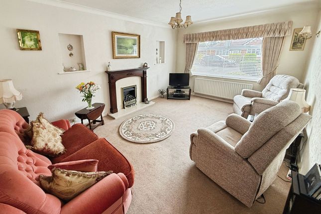 9 Midway, Cheadle photo 4