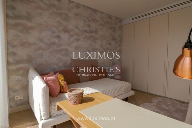 Apartment for sale in Bonfim, Porto, Portugal