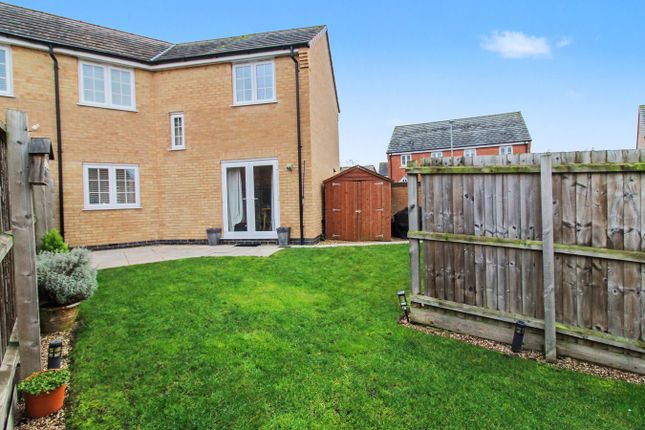 2, Tarry Close, Leicester photo 2