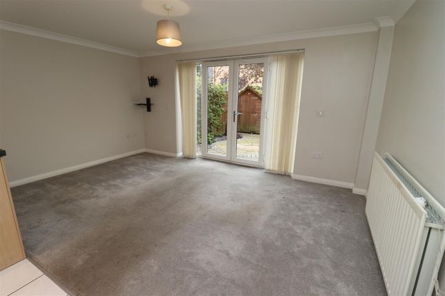 5, Turner Close, Brough photo 3