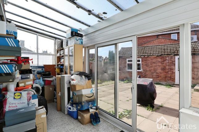 24, Frobisher Road, Coventry photo 5
