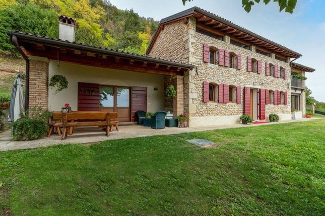 Thumbnail Country house for sale in Via Maseral, Pieve di Soligo, Veneto