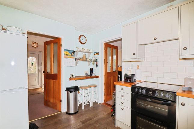 45, Bishops Croft, Bury St. Edmunds photo 4