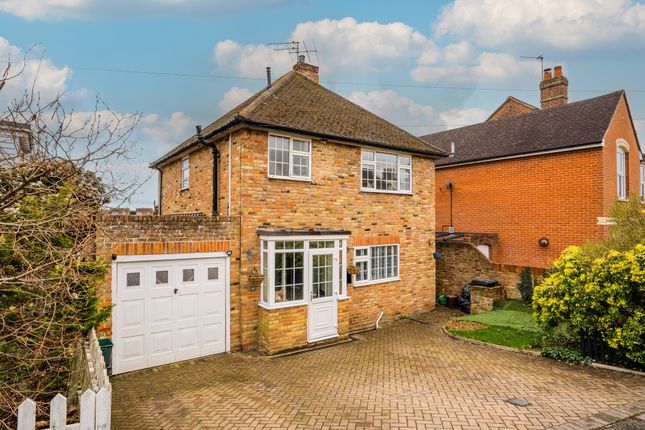 Thumbnail Detached house to rent in Sycamore Road, Chalfont St. Giles
