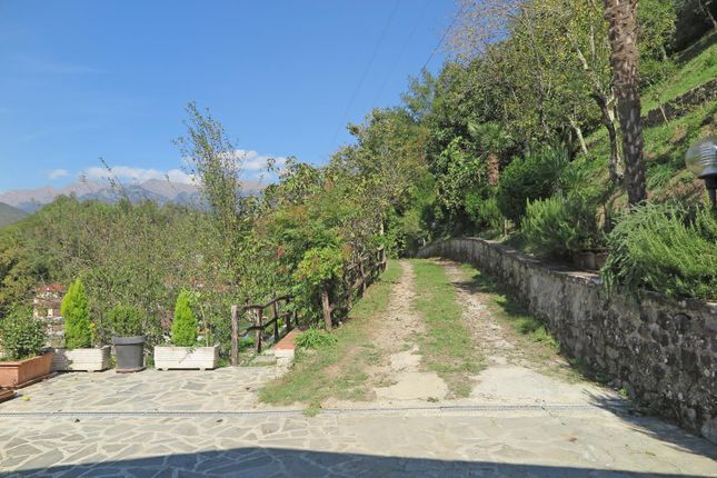 Detached house for sale in Massa-Carrara, Bagnone, Italy