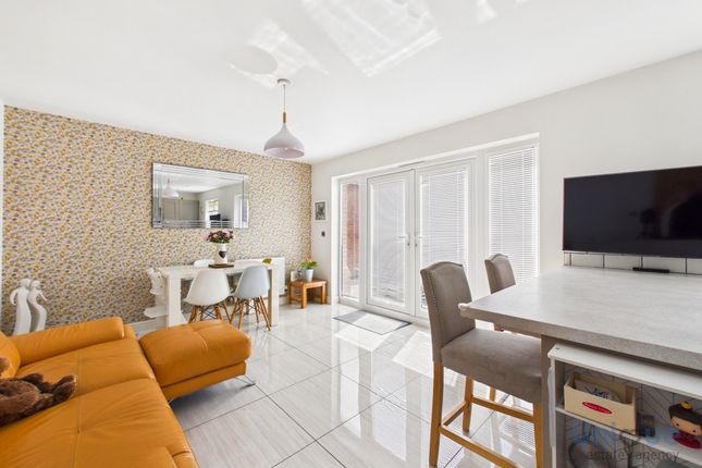 7, Meadow Drive, Inskip photo 4