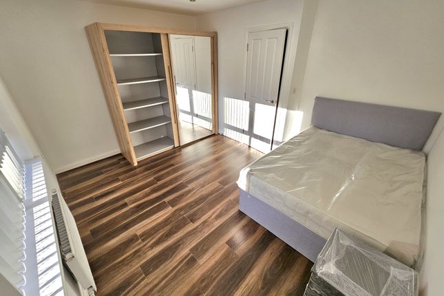 Room to rent in Stratford House Road, Birmingham