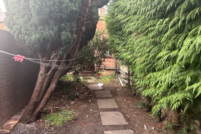 124, Western Road, Southall photo 4