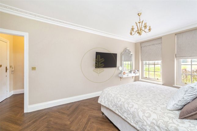 Flat for sale in Greenhill, Prince Arthur Road, Hampstead, London