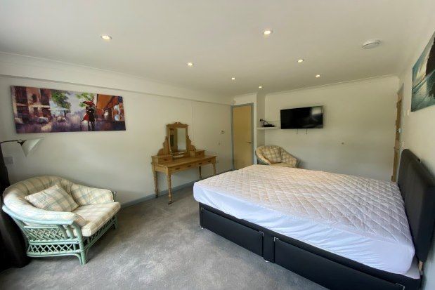 Thumbnail Room to rent in Barnsbury House, Cambridge