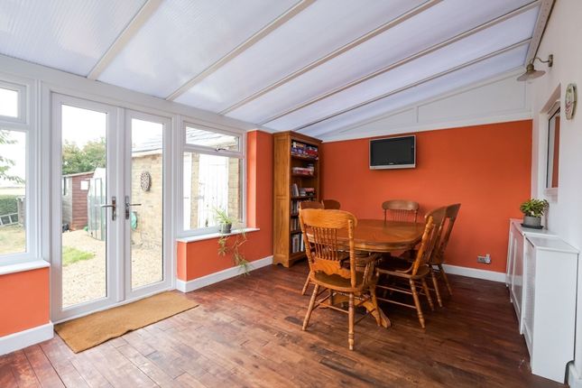 31 Hale Fen, Ely photo 3