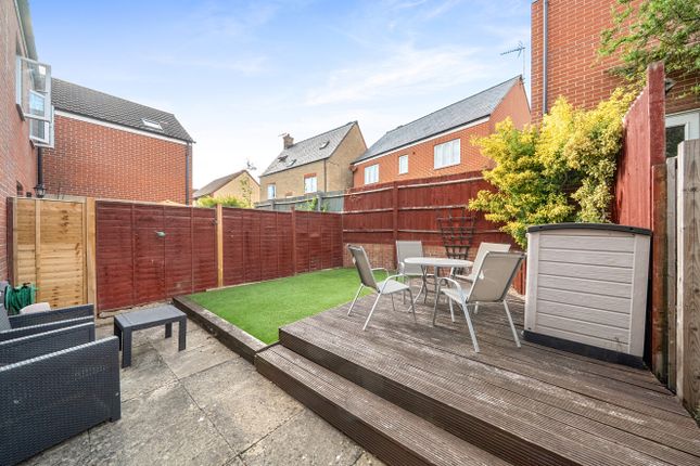 18, Charmind Walk, Swindon photo 3