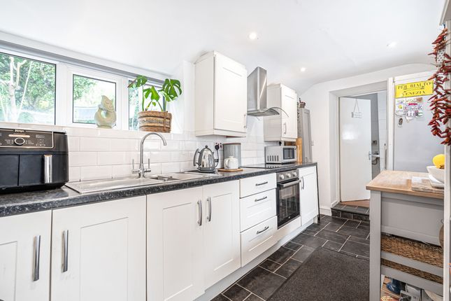 18, Chapel Street, TAVISTOCK photo 4