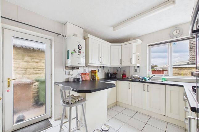21, Chapel Hay Lane, Gloucester photo 4