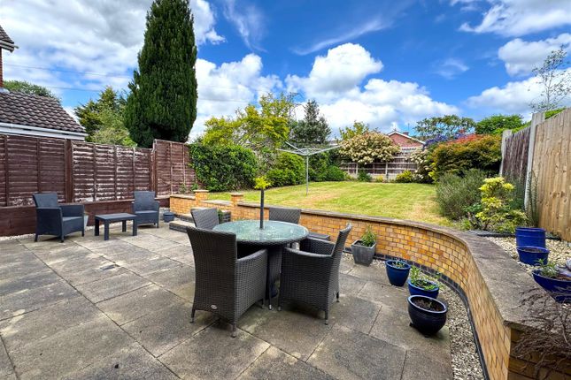 17, Willowslea Road, Worcester photo 3