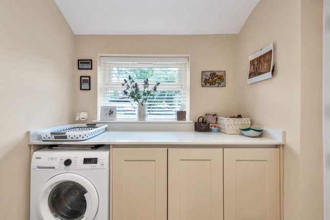 18 High Street, Royston photo 4