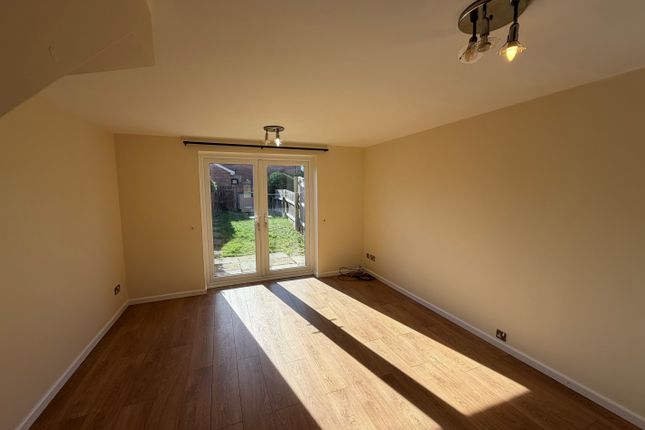 104, Leicester photo 3
