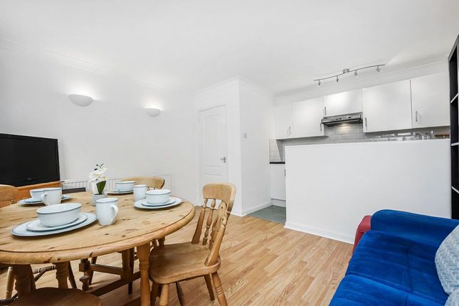 23, White Horse Lane, London photo 3