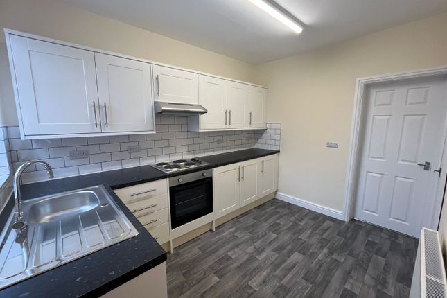 10, Gateford Avenue, Notinghamshire photo 5