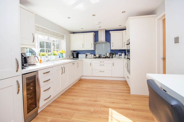 20, Kinross Road, Southampton photo 3