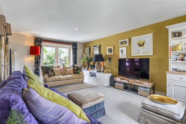 15, Long Hazel Mead, Yeovil photo 3