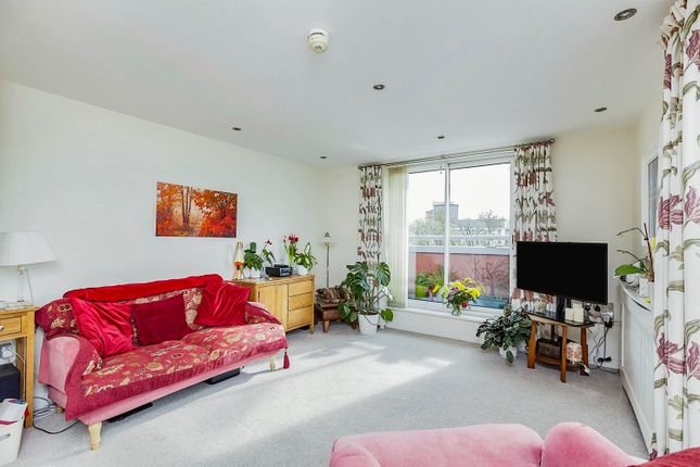 Maisonette for sale in Watkin Road, Leicester