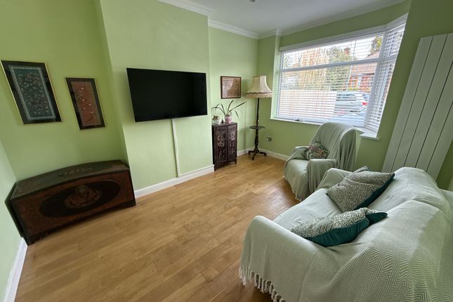 54 Greendale Road, Leicester photo 3